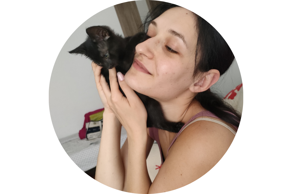 Iulia - Lumea lui Cindy