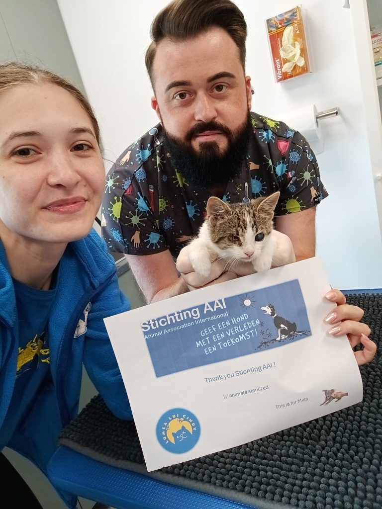 Cezara si domnul doctor gramada - Multumim Asociatiei Stitching AAI, Olanda